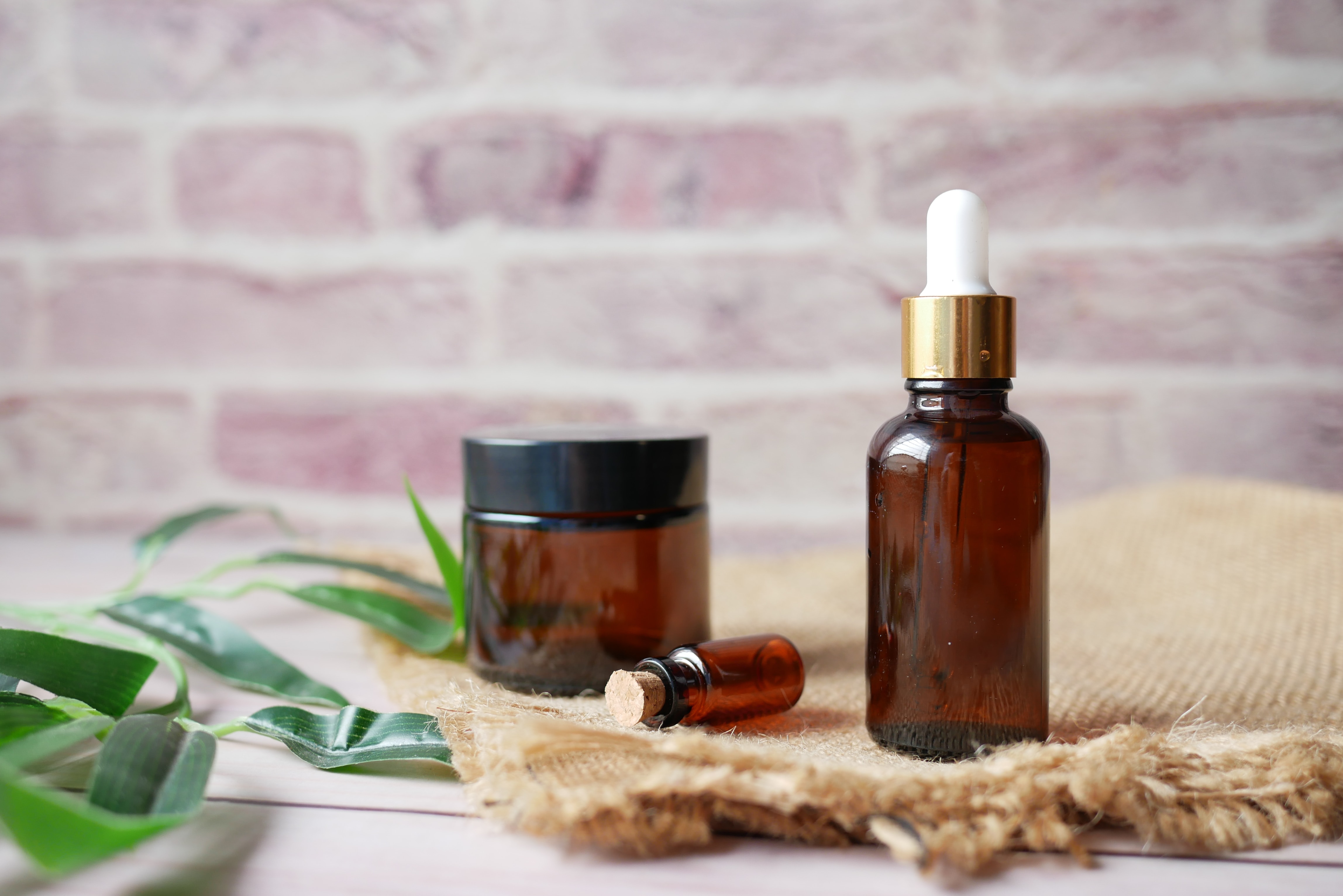 A Green Approach to Radiance: Cannabis-Infused Body Care for Healthy Skin